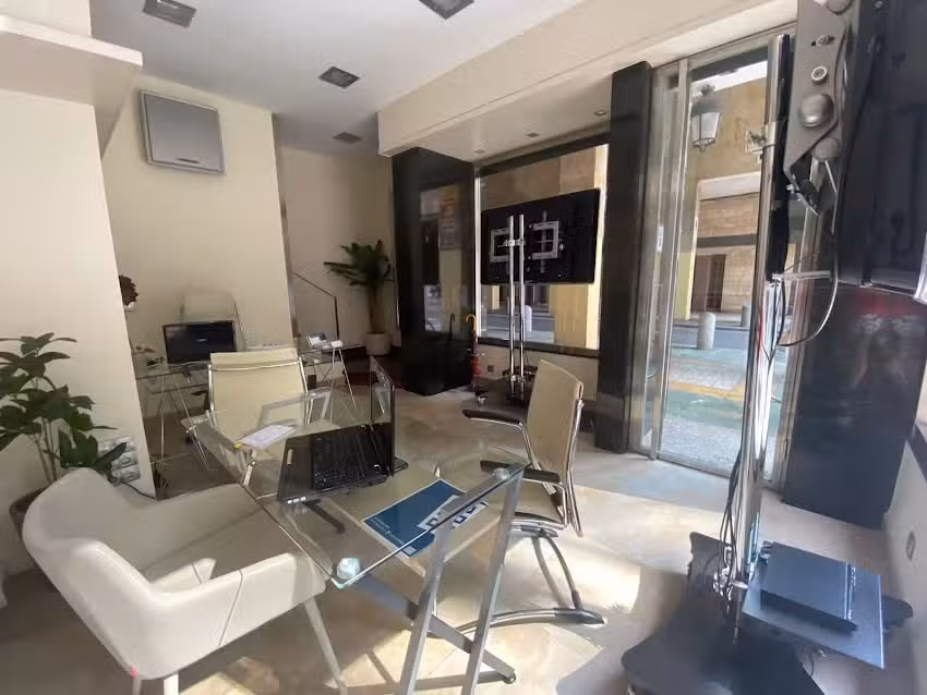 Urbanismo & Construcción Inmobiliaria