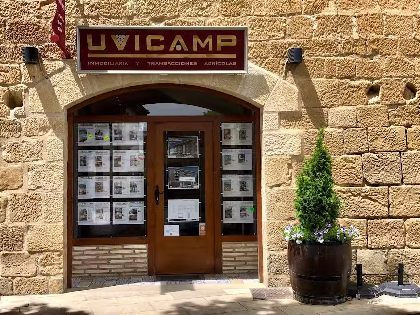 UVICAMP INMOBILIARIA Y TRANSACCIONES AGRICOLAS