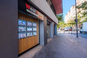 West Side Immobiliària BCN (Camp Nou – Les Corts)